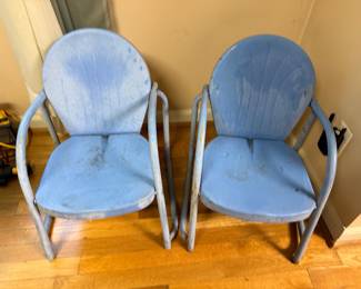 CHILDERN’S CHAIRS