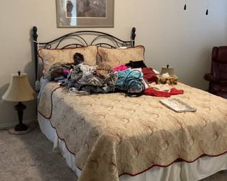 Full size bed