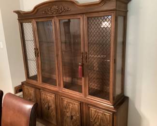 China cabinet 
