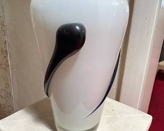 Murano Style Penguin Glass Vase second image