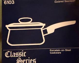 Classic Series PorcelainonSteel Covered Saucepan