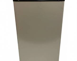 Compact Refrigerator