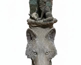 Wolf Howling at Moon Figurine