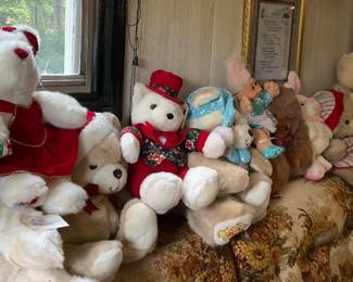 Stuffed animals 