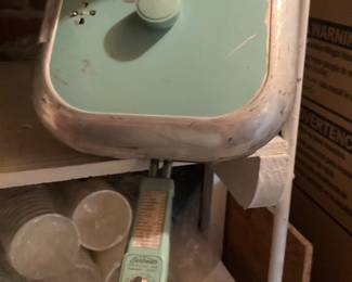 Vintage fryer 