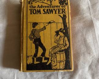 Vintage Tom Sawyer book