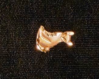 14K cat pendant