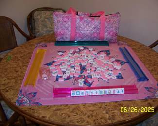 Mahjong set