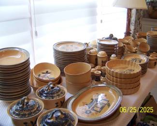 Lots of Pfaltzgraff Dishes!