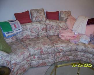 Super Cool Curved Sofa