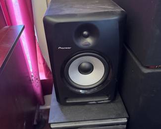 Pioneer Speakers
