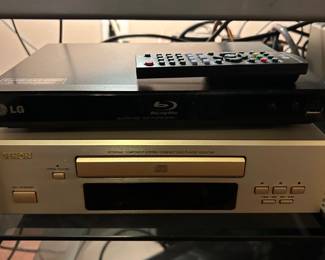 Denon SILVER DCD -F100 cd player (only item in pic for sale) 