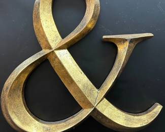 043 Gold Ampersand Decorative Symbol Sign