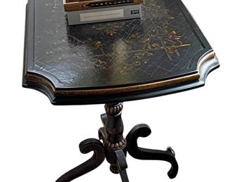 073 Antique Black Gold Chinoiserie Pedestal Side Table