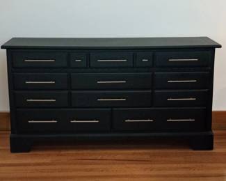 079 Credenza