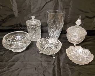 VintageStyle Pressed Glass Decorative Collection Elegant Tableware  Serving Pieces
