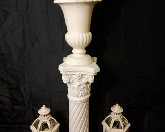 Decorative Pedestal  Lantern Set