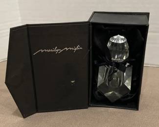 Marilyn Miglin Parfum Bottle