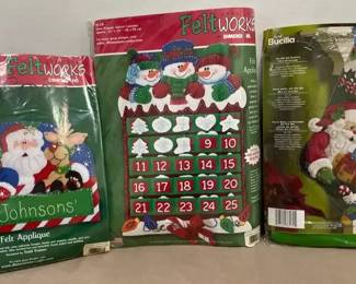 Vintage Christmas Felt Appliqu Set 2. Dimensions Bucilla