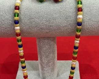 Multicolored Beaded Necklace With Matching Clip On Earrings