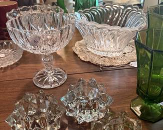 Various glass and crystal pieces