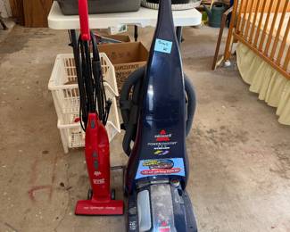 Steamer and 2 vacuums