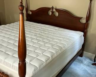 King Four Poster Bed with Mattress
