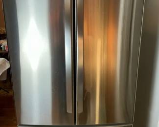 LG Stainless Bottom Freezer Refrigerator