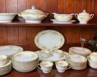Noritake Luray China Dinnerware Set with Serving Pieces
