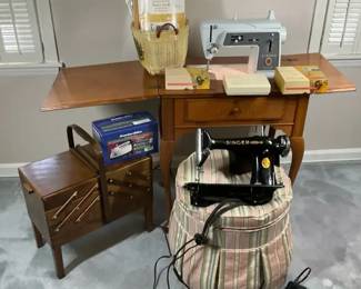 Singer Sewing Machines with Sewing Table and Cabinet