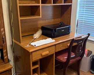 Computer desk