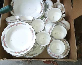Vintage Dish Set