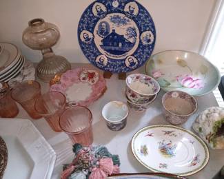 Lots of Decorative Glassware