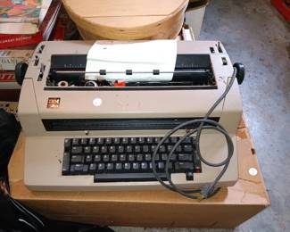 IBM Selectric III Typewriter