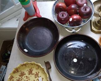Pottery Pie Plates