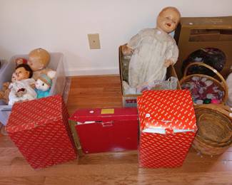 Dolls and Fitz and Floyd