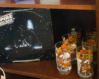 Vintage "The Empire Strikes Back" Album and Return of the Jedi 1983 Burger King Glasses