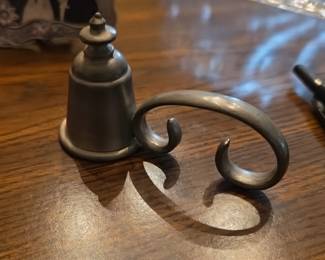 Candle snuffer