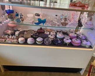 Powder boxes, dresser boxes, and antique perfume bottles