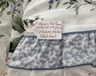 C55 - $40. Waverly Full/Queen Comforter + 4 Pillows in Norfolk Rose Pattern. Shown on Twin Bed. 2 Pillowcases, bed skirt & fitted sheet.