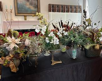 OVERVIEWS! PLEASE COME TO THE SALE TO SHOP THESE ITMES! TONS OF SMALLS TO SHOP!!!