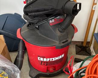 C101 - $40. Craftsman 16 gallon 6hp Wet Dry Vac.