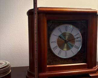 C68 - $30. Seiko Chime Clock. Westmister - Whittington. Measures 10.5" x 4.5" x 9.25" tall.