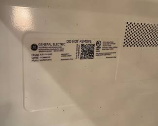 C115 - $30. GE Microwave Model JES2251SJ02 - from 2015.