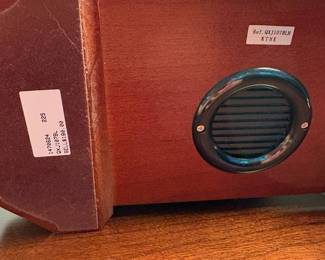 C68 - $30. Seiko Chime Clock. Westmister - Whittington. Measures 10.5" x 4.5" x 9.25" tall.