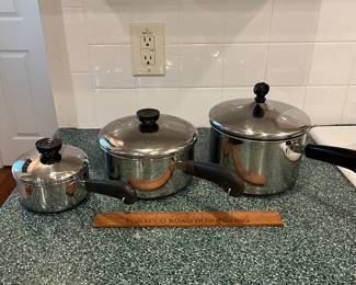 C116 - $50. Revereware Pot Set.