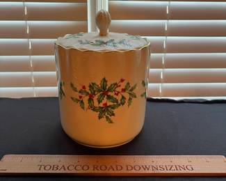 C104 - $110. Lenox Holiday China Set. 12 - 8" plates. 12 - drinking glasses. 1 cookie jar, vase, serving bowl, serving plate, 11.75" serving plate, 10.5" serving plate, 8" serving plate, 1 candle holder.