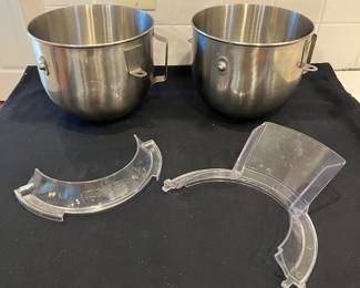 C114 - $100. Kitchen Aid Lift Head Mixer. Model KSM5PSWW (1996). Works fine and includes everything photographed.