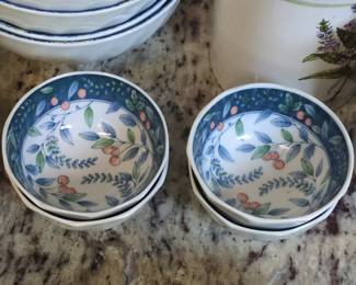 Japanese Porcelain Bowls with Cherry Blossom and Foliage Pattern second image