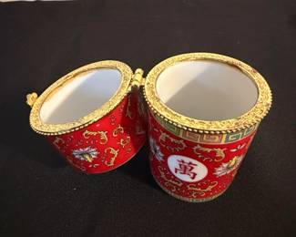 Chinese Porcelain Tea Cup with Lid second image